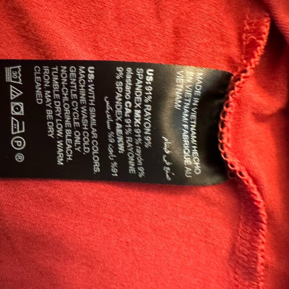 Ladies, White House black market top - Picture 5 of 8